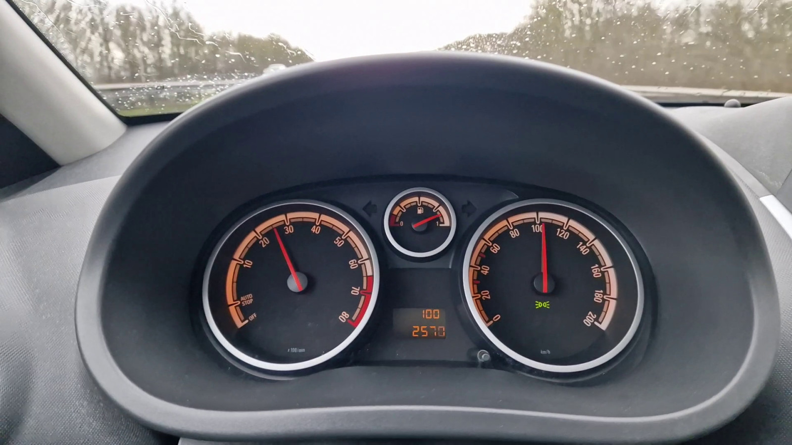 Opel Corsa D 1.4 Motor Drehzahl bei 130 km/h?