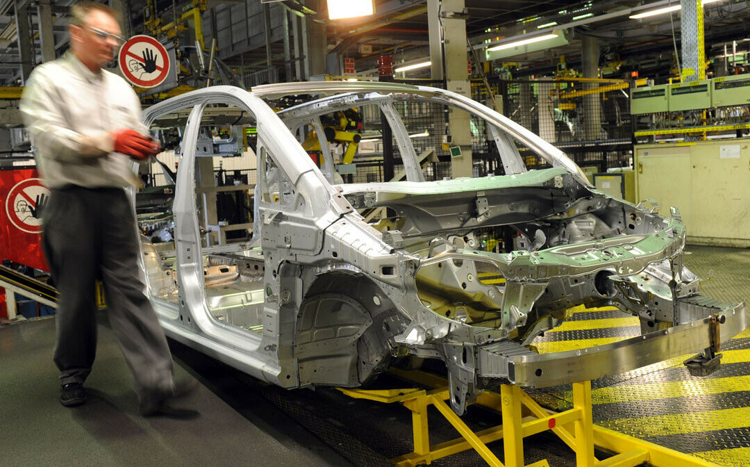 Die Karosserie eines Zafira Tourer im Opel-Werk in Bochum