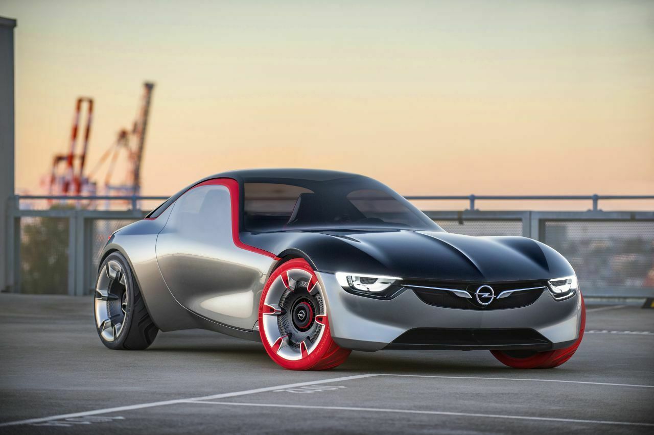 Mit dieser GT-Studie will Opel die Fans anfixen. Einige fordern nun: Dann müsst Ihr auch liefern!