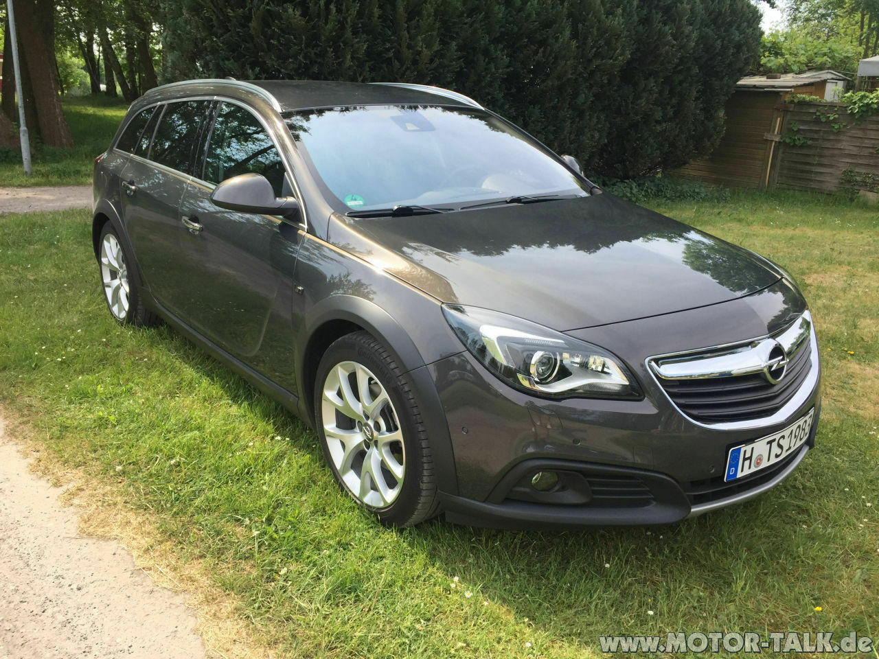 Opel Insignia A (G09) Country Tourer 2.0 CDTI Test