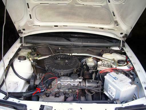 Opel Kadett 91 Motorraum Foto