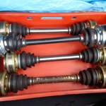 Drei Omega B V8 Antriebswellen abgeholt.