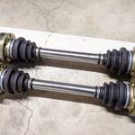 Die beiden neuen GKN Motorsport Wellen.