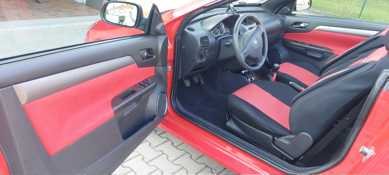 Opel Tigra TwinTop 1.4 Test