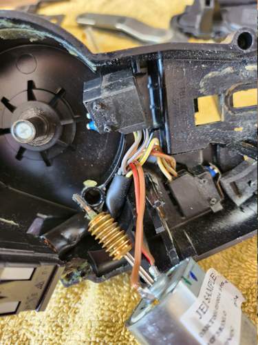 Motor mit Schnecke und 2 Mikroschalter