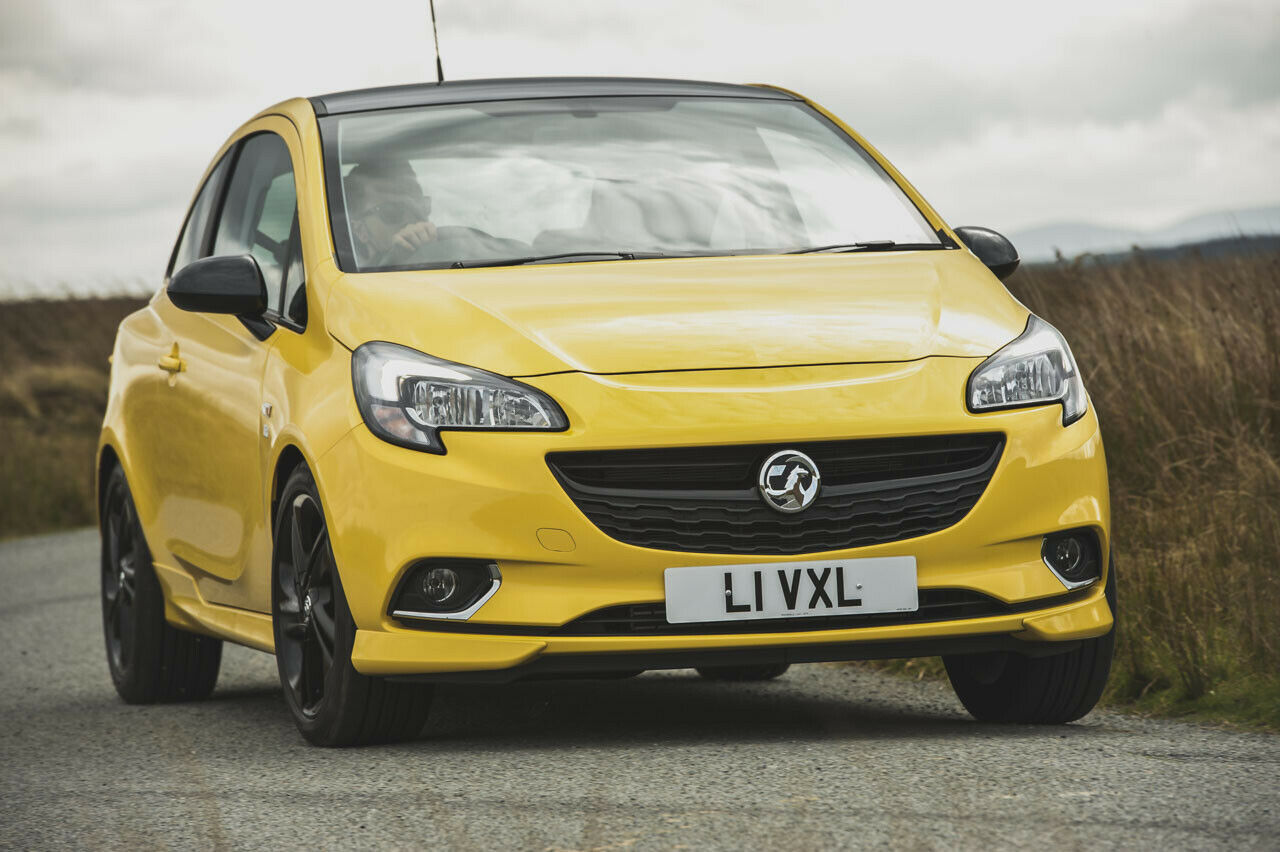 Vauxhall Corsa in Maddox-Yellow: Die britische Opel-Schwester setzt dem pensionierten Zahnarzt ein Denkmal im Konfigurator