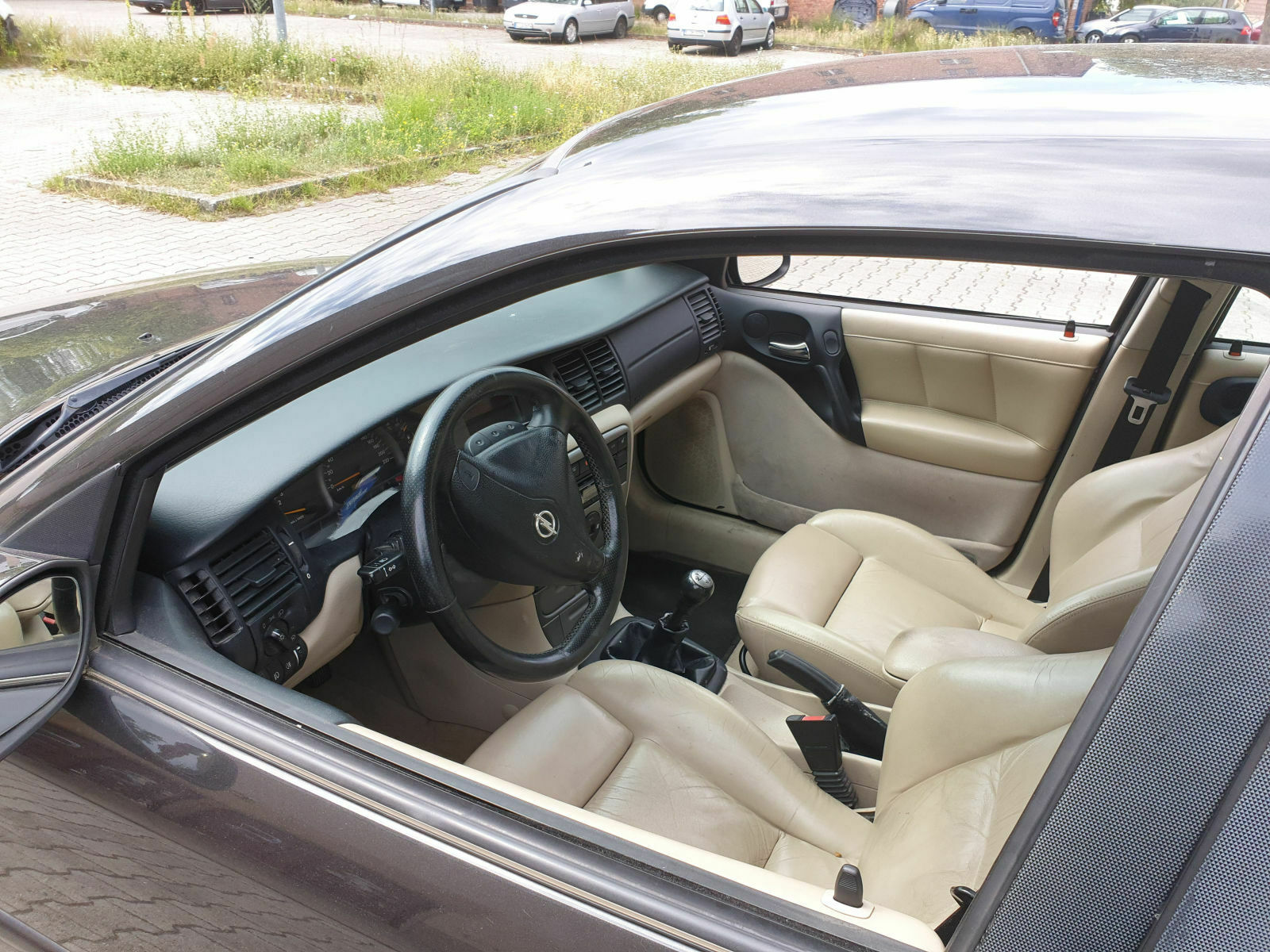 Opel vectra B 1.8 Zender