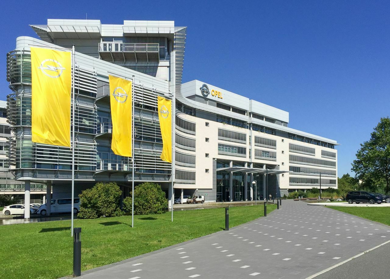 Opel-Stammsitz in Rüsselsheim: Neben der Produktion des Insignia befindet sich im ältesten Opel-Werk die Zentrale und das bedeutende Entwicklungszentrum