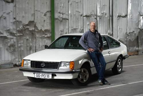 MT-Reporter Fabian Hoberg am Opel Monza