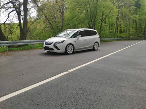 Zafira C Tourer H&R.jpg