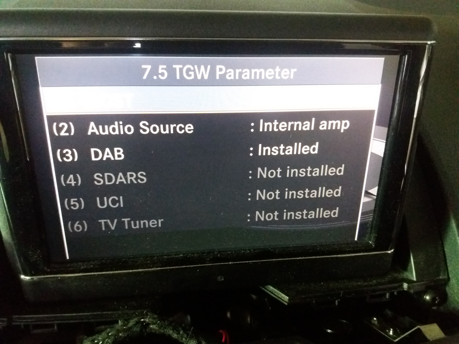 Original DAB+ im W204 Mopf nachrüsten