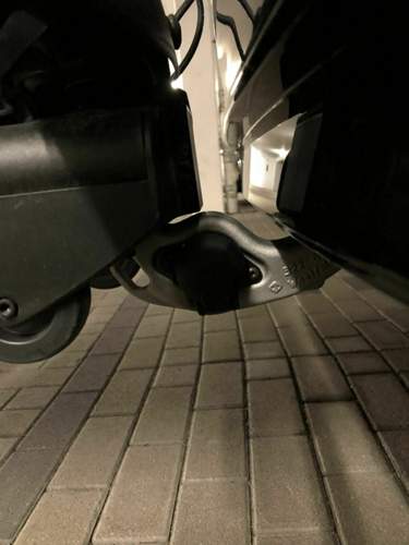 Thule-easyfold-xt-3-auf-tiguan-fl-ahk