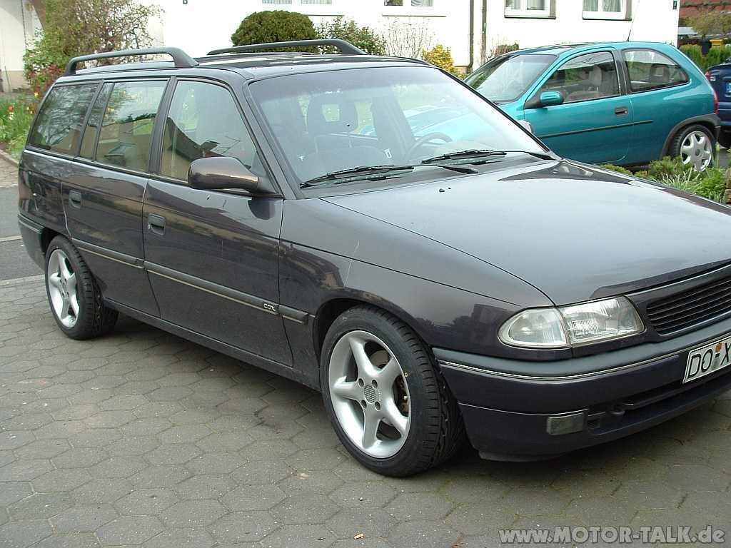 Original Wagenfarben -Welche Farbe hat dein Astra?