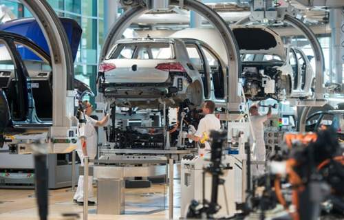 Im Sinne der Wettbewerbsfähigkeit möchte Volkswagen mehr Flexibilität bei der Arbeitszeit. Die 40-Stunden-Woche könnte teilweise zurückkommen
