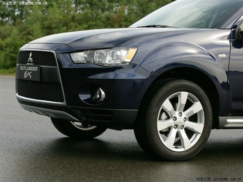 Outlander 2010 (Facelift)