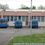Ganz rechts der Notfallwagen...