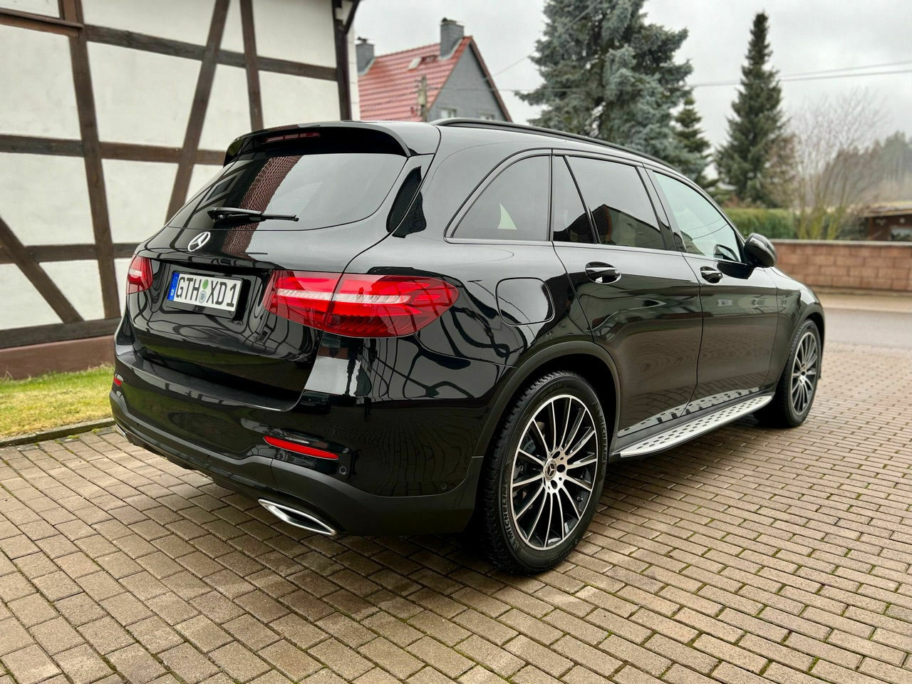 Panamericana Grill eingebaut in GLC 400d ohne AMG aber mit Distronic, 360° Kamera und Off-Road