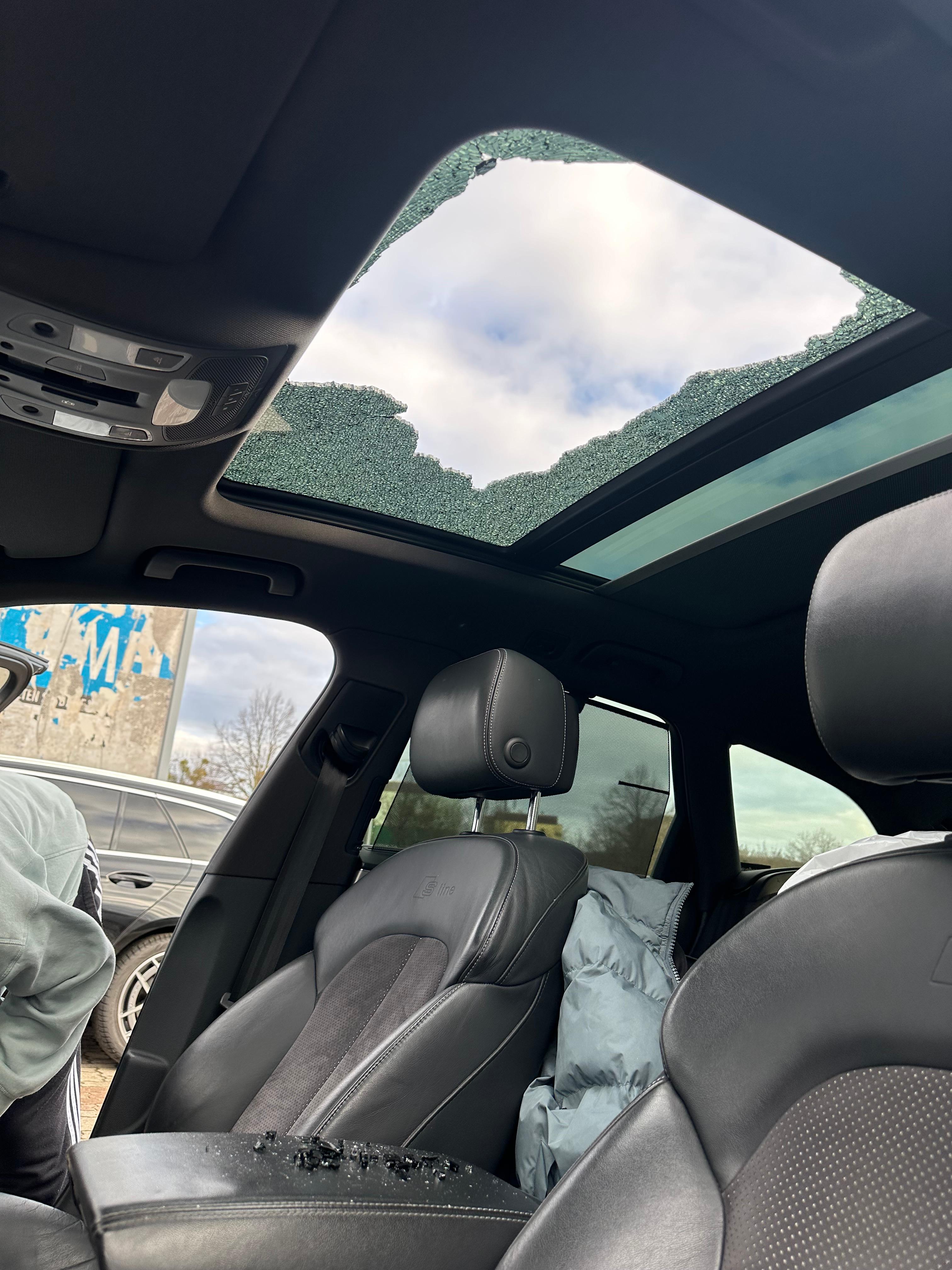 Panoramadach is explodiert