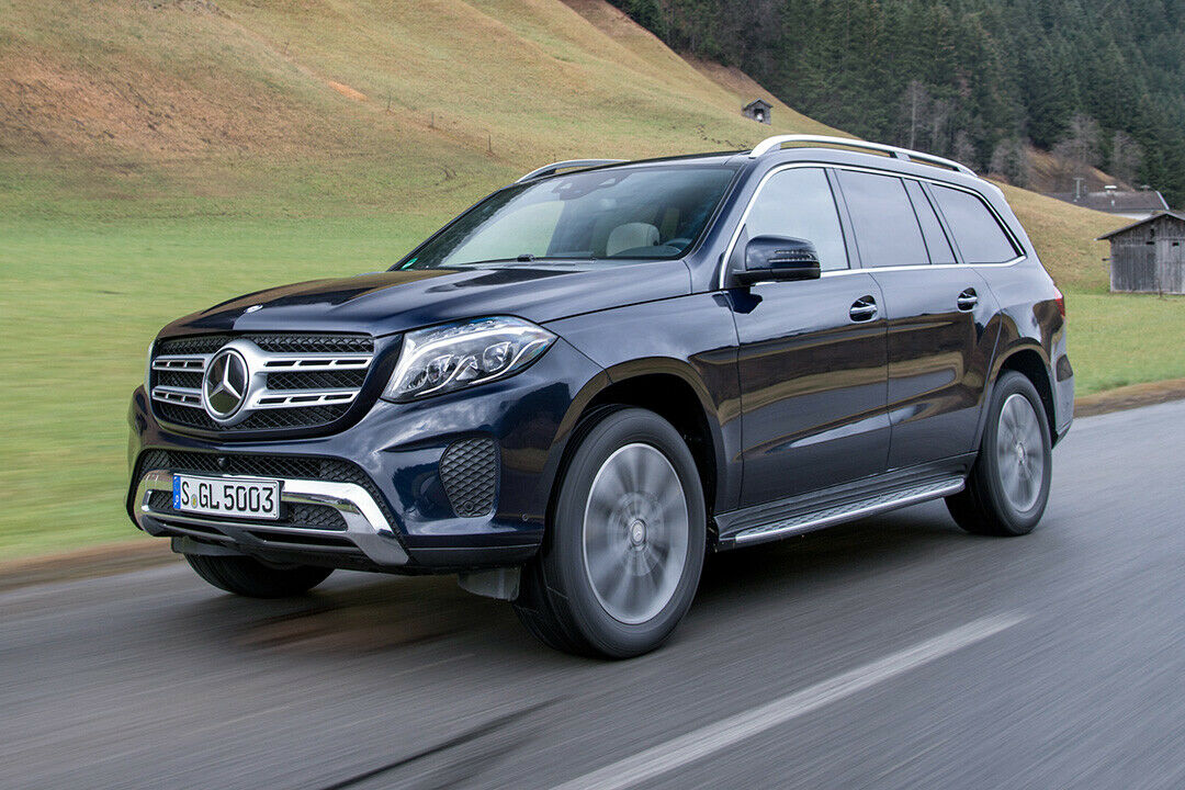Das zulässige Gesamtgewicht des Mercedes GLS beträgt mindestens 3,25 Tonnen, damit darf der Brummer nicht überall geparkt werden