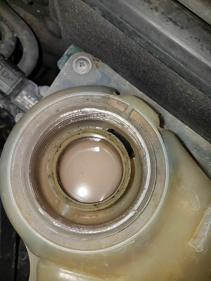 Passat 1.9 TDI 131 PS Brutaler Kühlwasser Verlust bei Vollast ab 140 kmh
