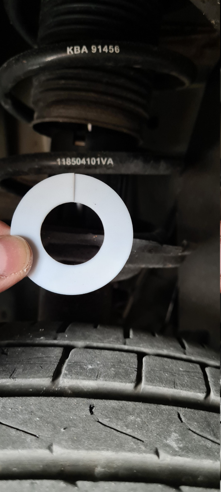 Passat B8 knackt beim lenken und langsamer Kurvenfahrt... Kennt jemand dieses Problem?