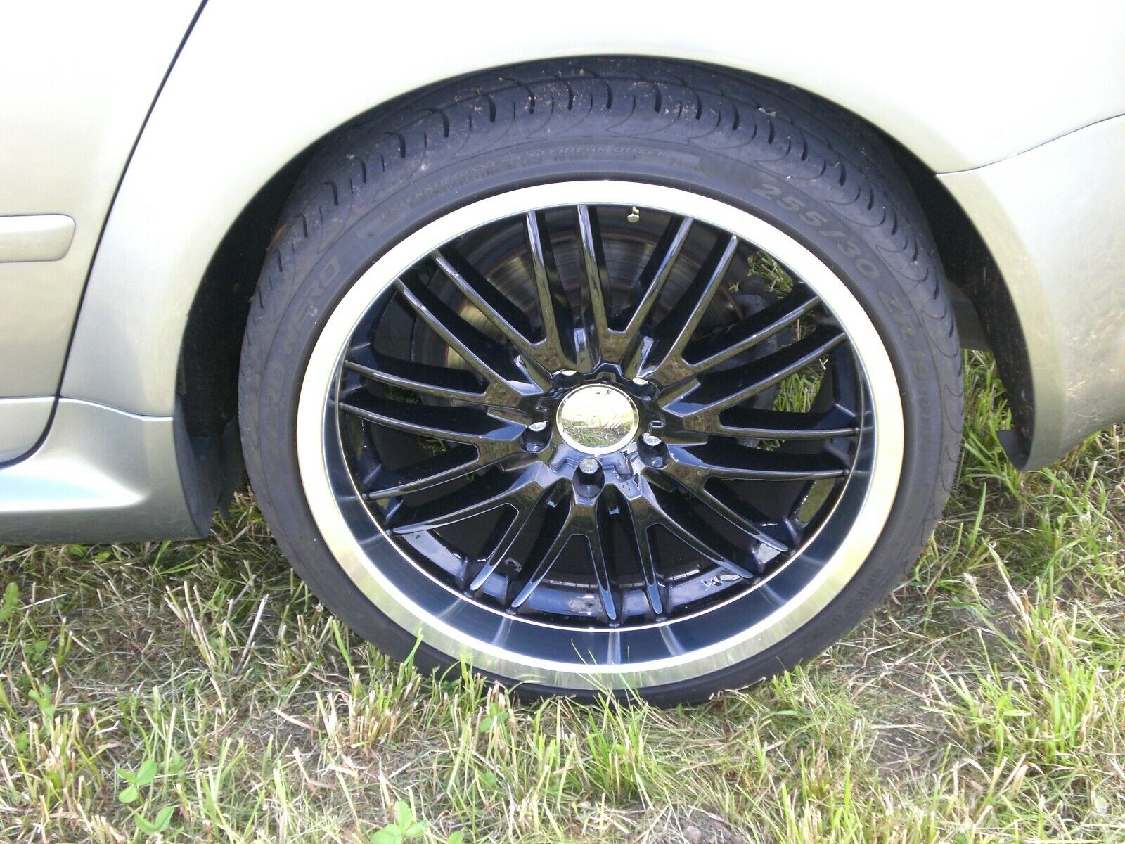 Passen 9,5x19 et 35 mit 255/35 19 auf A3 Sportback?