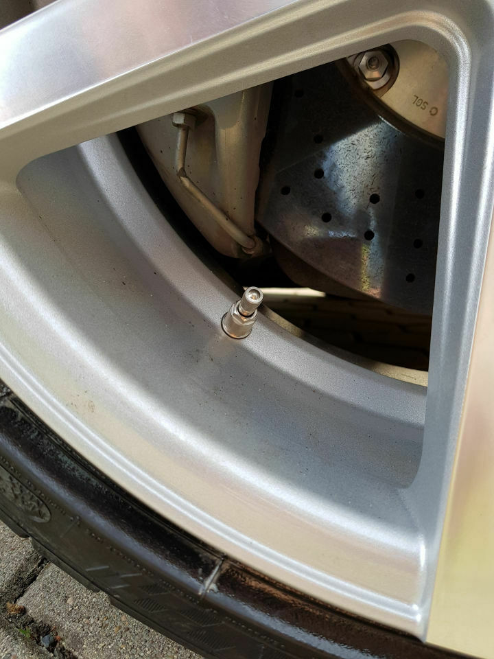 Passt 22x11 ET25 auf ein a8 w12?