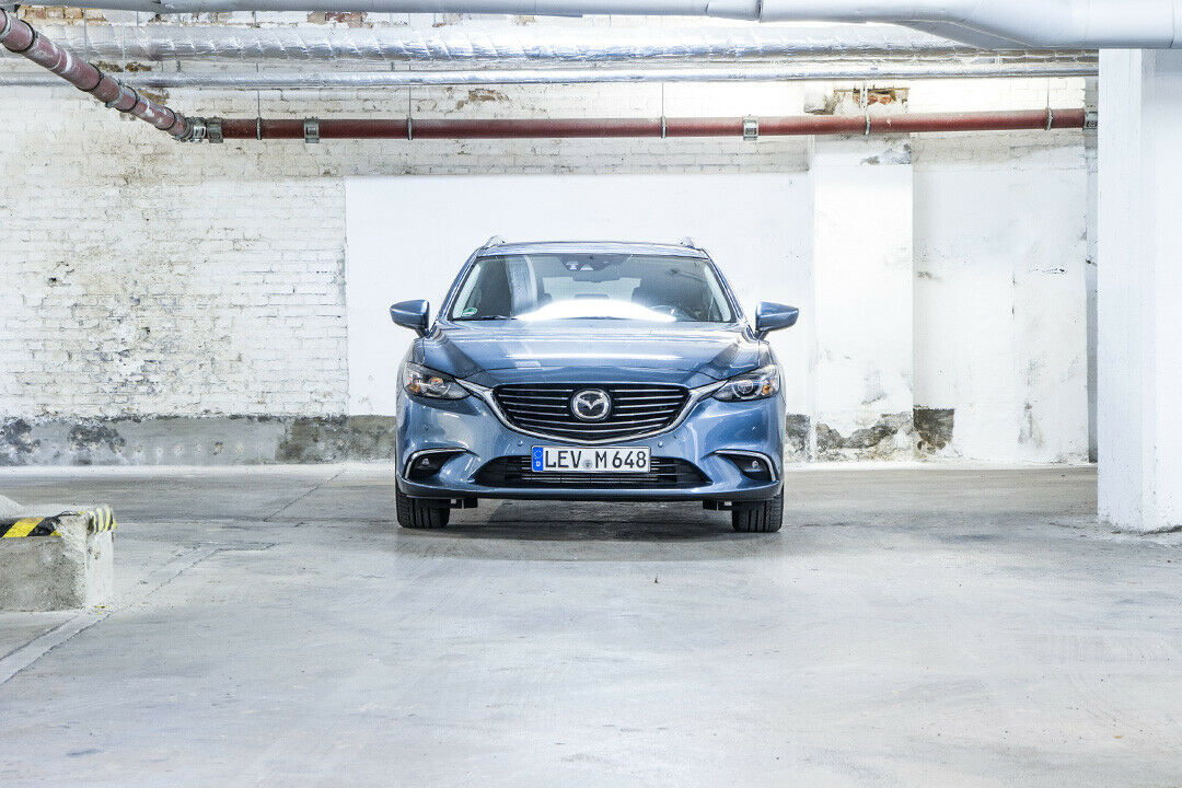 Von Berlin-Friedrichshain fuhr Steffi mit dem Mazda bis nach Korsika