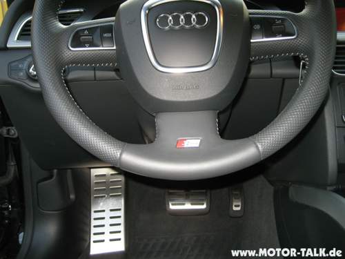 Rs6-pedalerie-eingebaut