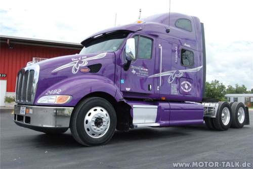 Peterbilt-387-inside