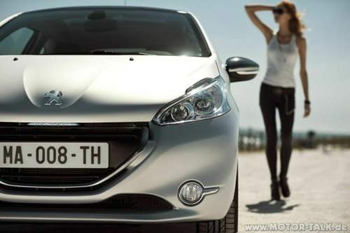 Peugeot 208: Entschlackte Front