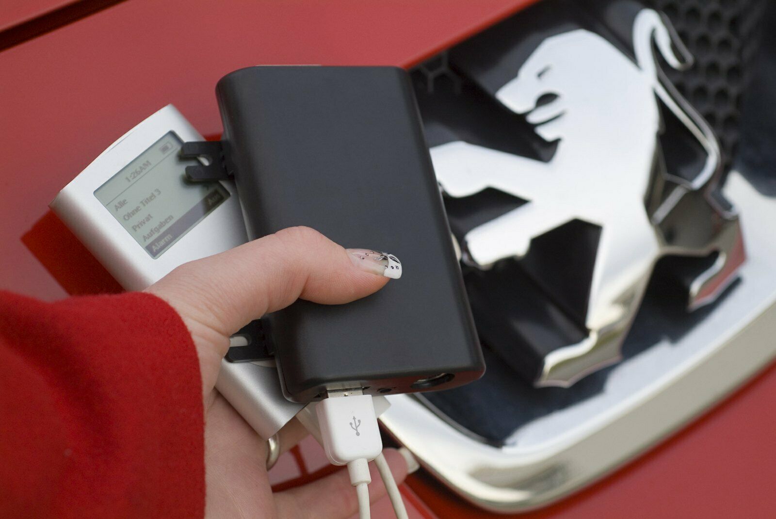 Peugeot Modellprogramm - USB-Box für iPod-Musik aus dem Handschuhfach