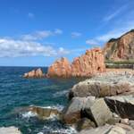 Der rote Felsen an der Ostküste