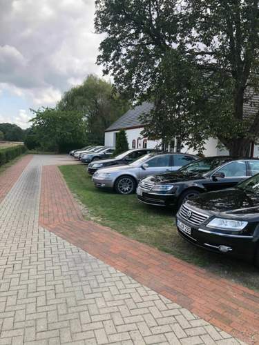 Treffen.jpg