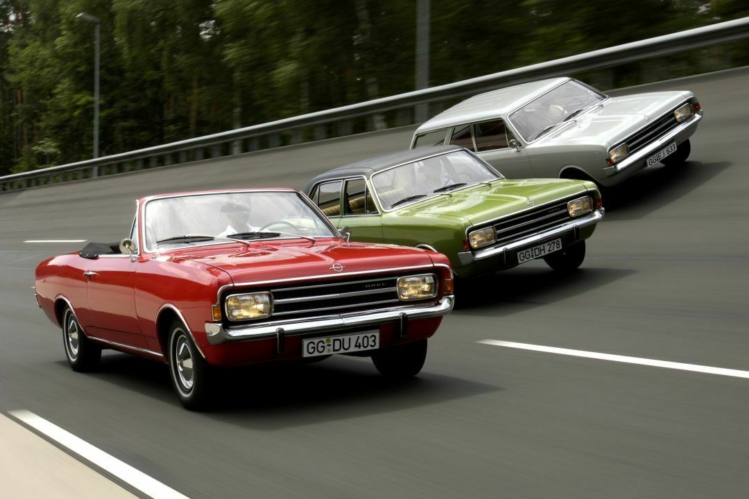 Drei Erfolgstypen in Reih und Glied - die Opel Rekord C Modellpalette von 1966