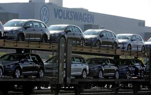 Volkswagen-Werk Zwickau: Für Europa bleibt VW bei den bisherigen Absatzprognosen, für die USA traut sich der Konzern keine Prognose mehr zu