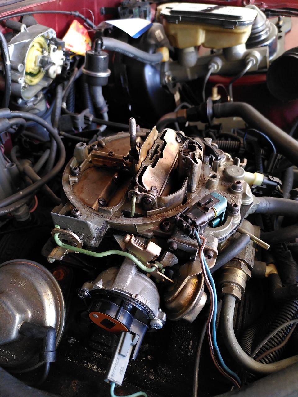 Pontiac Firebird 1986 springt sehr schlecht an, wenn Motor kalt ist?