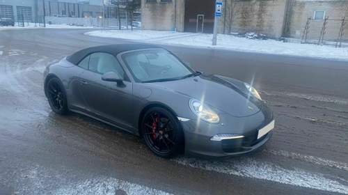 Carrera 4S