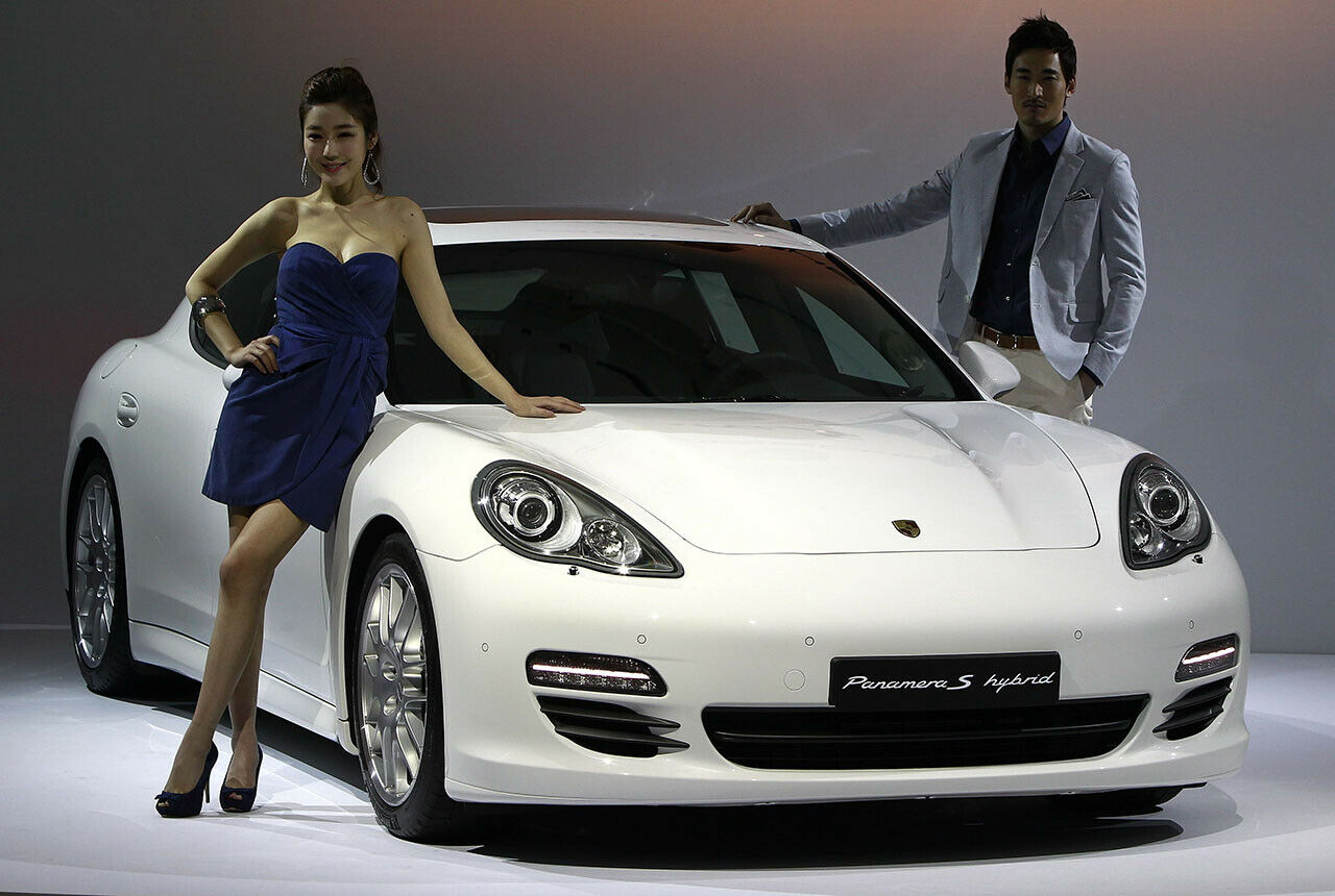 Porsche-Präsentation in Südkorea: Neben Porsche haben auch BMW und Nissan Probleme mit den Behörden