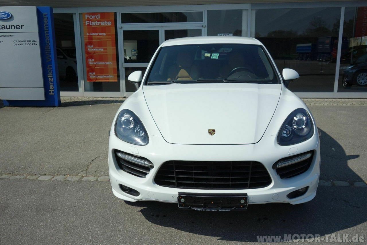 Porsche Cayenne GTS 2013 V8 Benziner Test