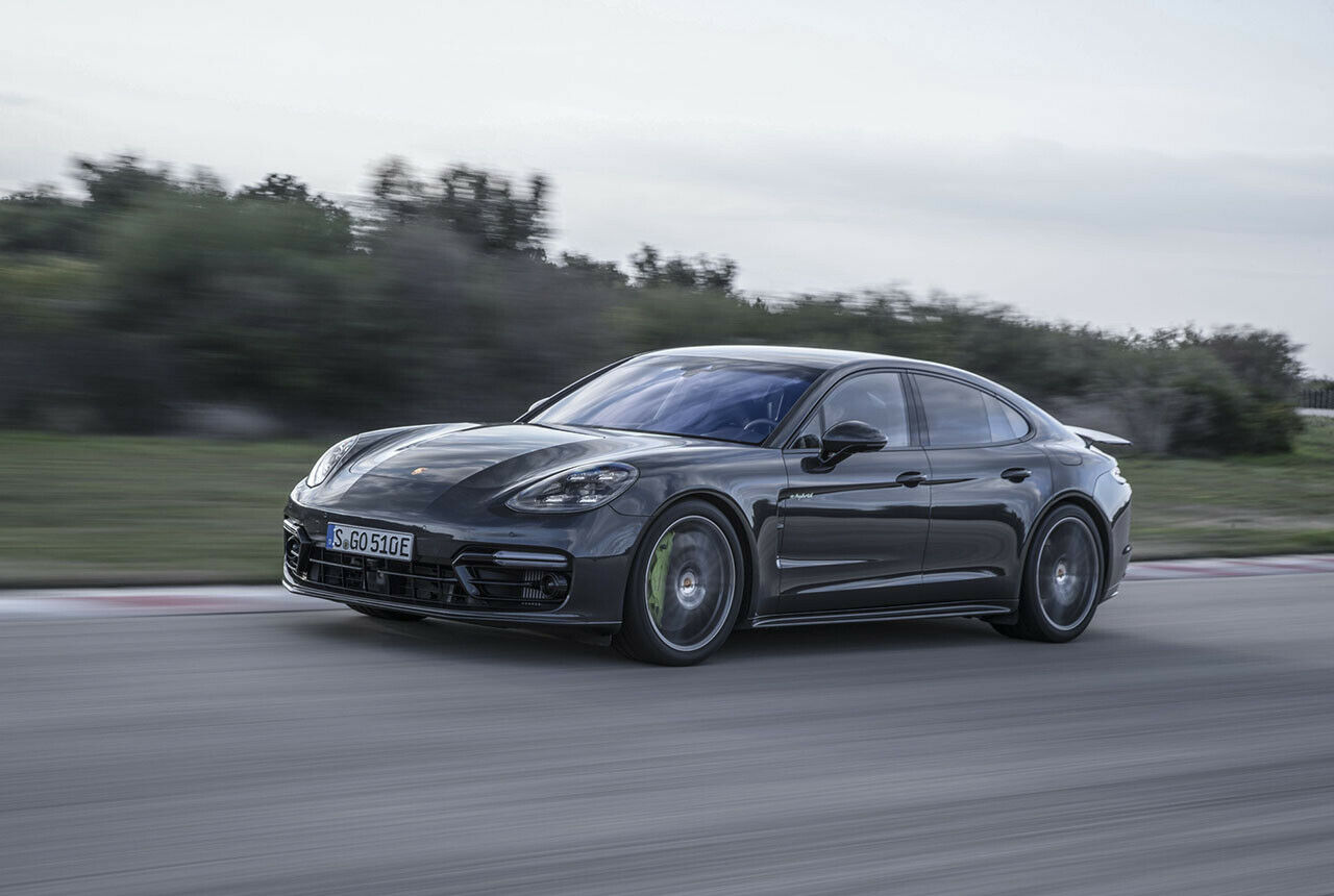 Der Plug-in-Hybrid soll es richten: Porsche bietet vorerst keine Diesel an. Ob der Panamera je wieder einen bekommt, ist noch nicht entschieden
