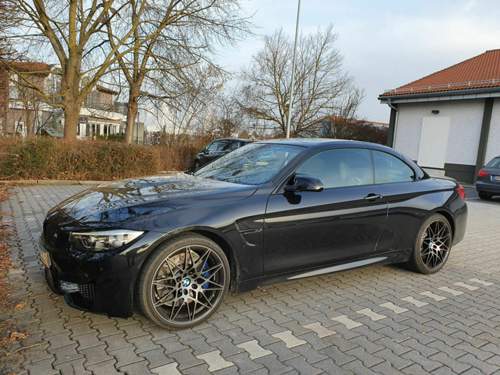 BMW F83