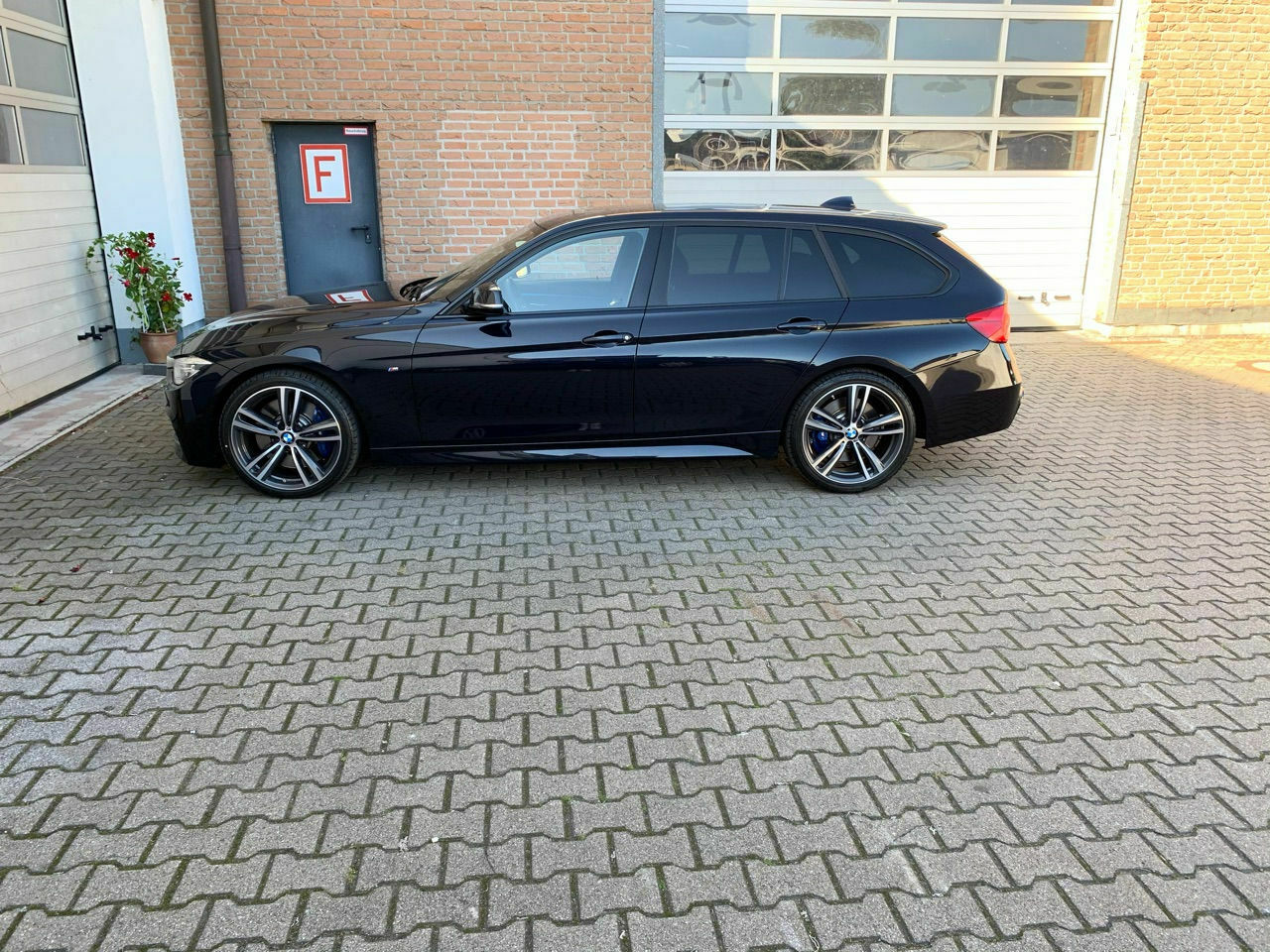 Postet eure BMWs mit euren Felgen :)