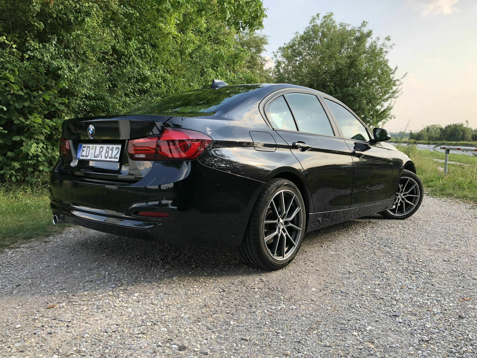 Postet eure BMWs mit euren Felgen :)