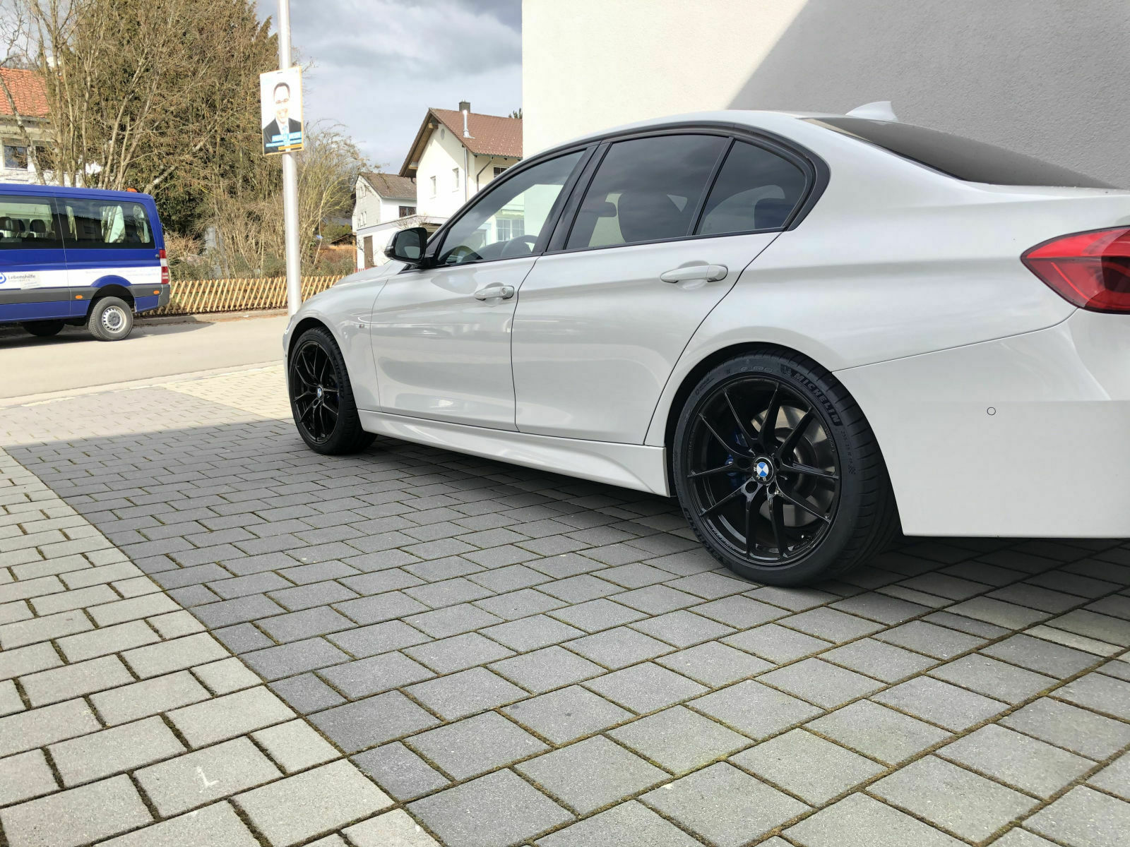 Postet eure BMWs mit euren Felgen :)