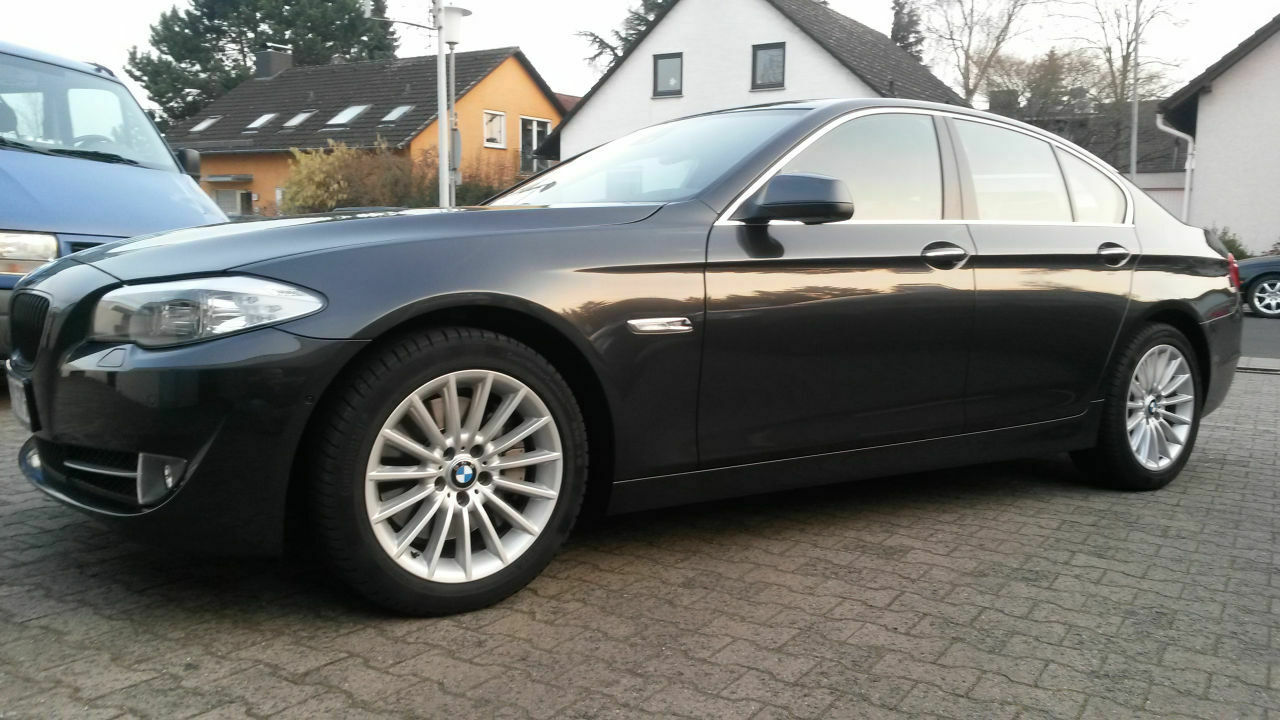 Postet hier eure BMWs mit euren Felgen:-)
