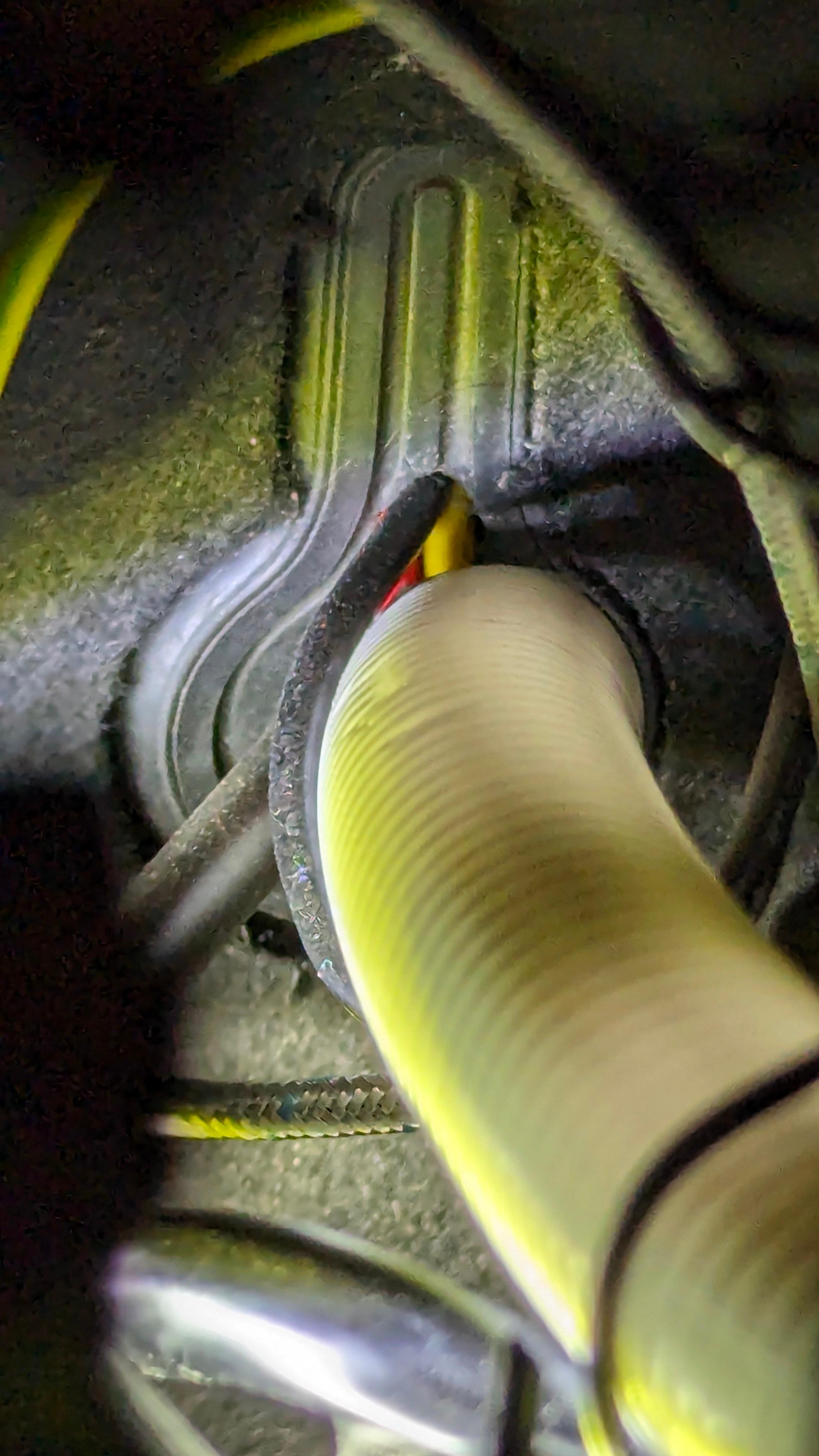 Powerkabel vom Motorraum in den Innenraum