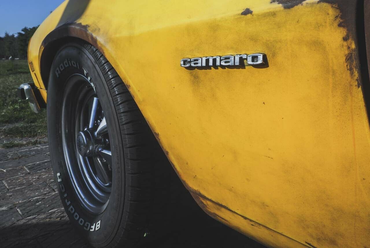 Nicht ganz original: Das Filmauto hatte unterschiedliche Felgen