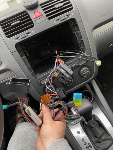 Radioschacht mit Quadlock und Iso?