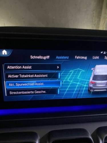 Akt. Spurwechsel-Assistent